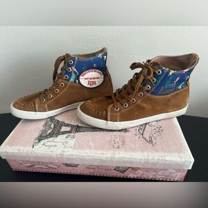 Reba Brown Suede High-Tops with Blue Patterned Collar